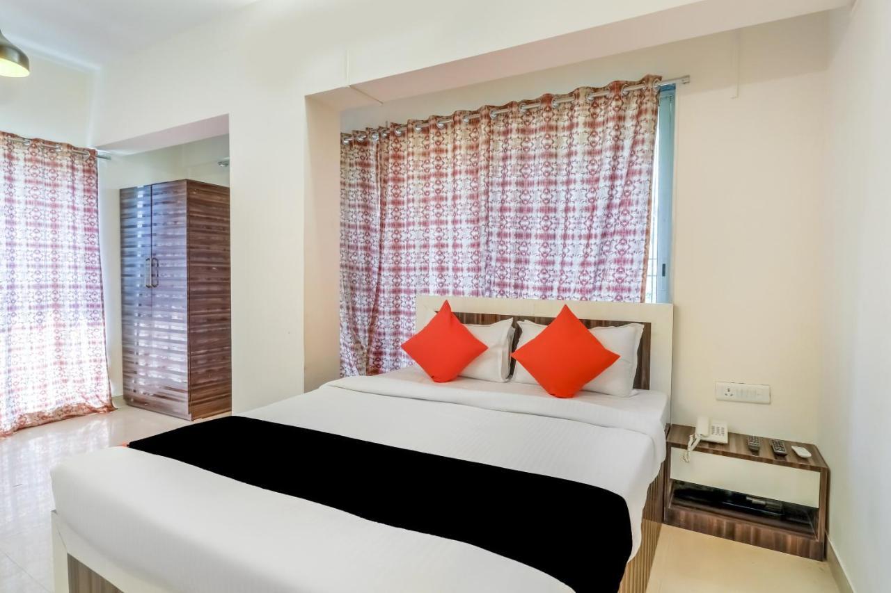 Hotel Crystal Inn مومباي المظهر الخارجي الصورة