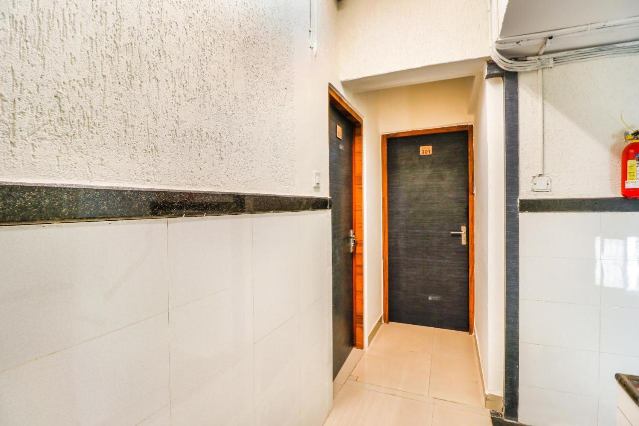 Hotel Crystal Inn مومباي المظهر الخارجي الصورة