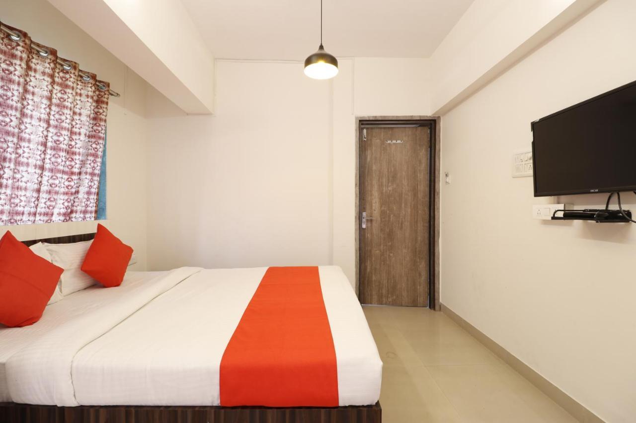 Hotel Crystal Inn مومباي المظهر الخارجي الصورة
